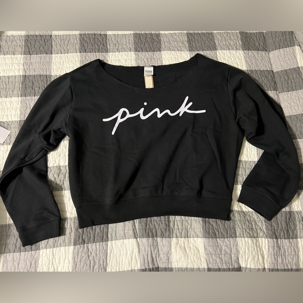 NWT Victoria’s Secret Pink sweatshirt.